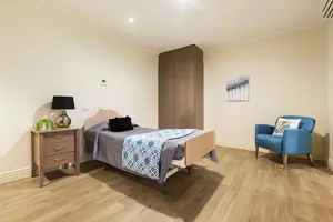 ESTI_80613_8_Mine_St_104-room_685x457-WEB.jpg