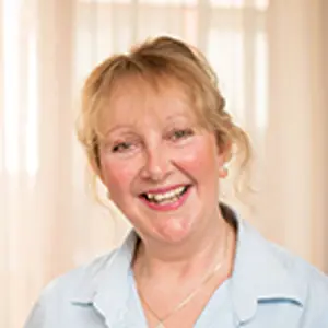 Altona Meadows-190724-ESTIA-0L1A0118_Angeline-green-card_144x144-WEB.jpg