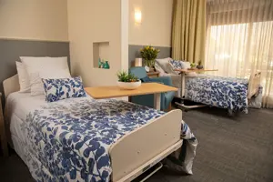 EH Shared Room 1-room_685x457-WEB.jpg