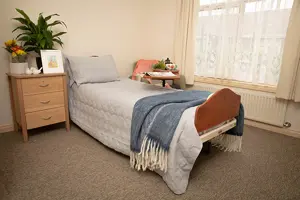 EH Single Room 5-room_685x457-WEB.jpg