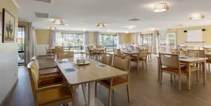 4. Aberfoyle Park 082020-ESTIA002-dining-carousel_1016x512-WEB.jpg