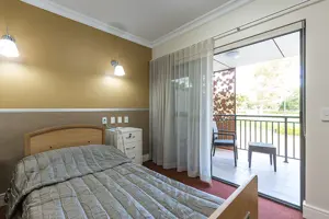 Estia Health Bexley Park 2 aged care-room_685x457-WEB.jpg