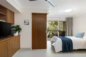 Estia Health Cairndale_11_11-25_IMG_0001-2-Room-800x534_premium_single.jpg