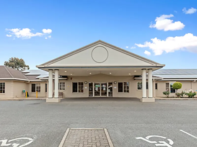 EH-FLAGSTAFF HILL-all-homes_450x300-WEB.jpg