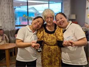 Keysborough_Spreading smiles around.jpg