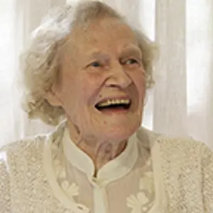 EH Knoxfield Pauline-green-card_144x144-WEB.jpg